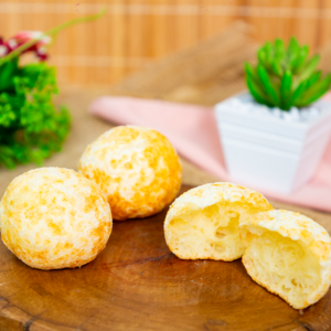 Pão de queijo tradicional (2 und) – R$ 7,00 und